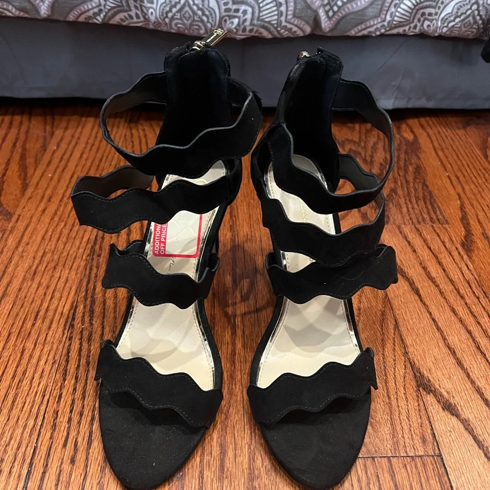 Jessica Simpson Black Suede Heels with Strappy Design - Picture 1 of 7